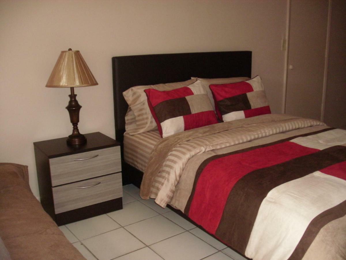 Apartamento Newly Furnished Large, Clean, Quiet Private Unit Fort Lauderdale Exterior foto